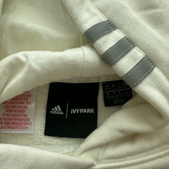 IVY PARK Adidas Cream Hoodie and Shorts Set teen girls like new - Picture 3 of 6